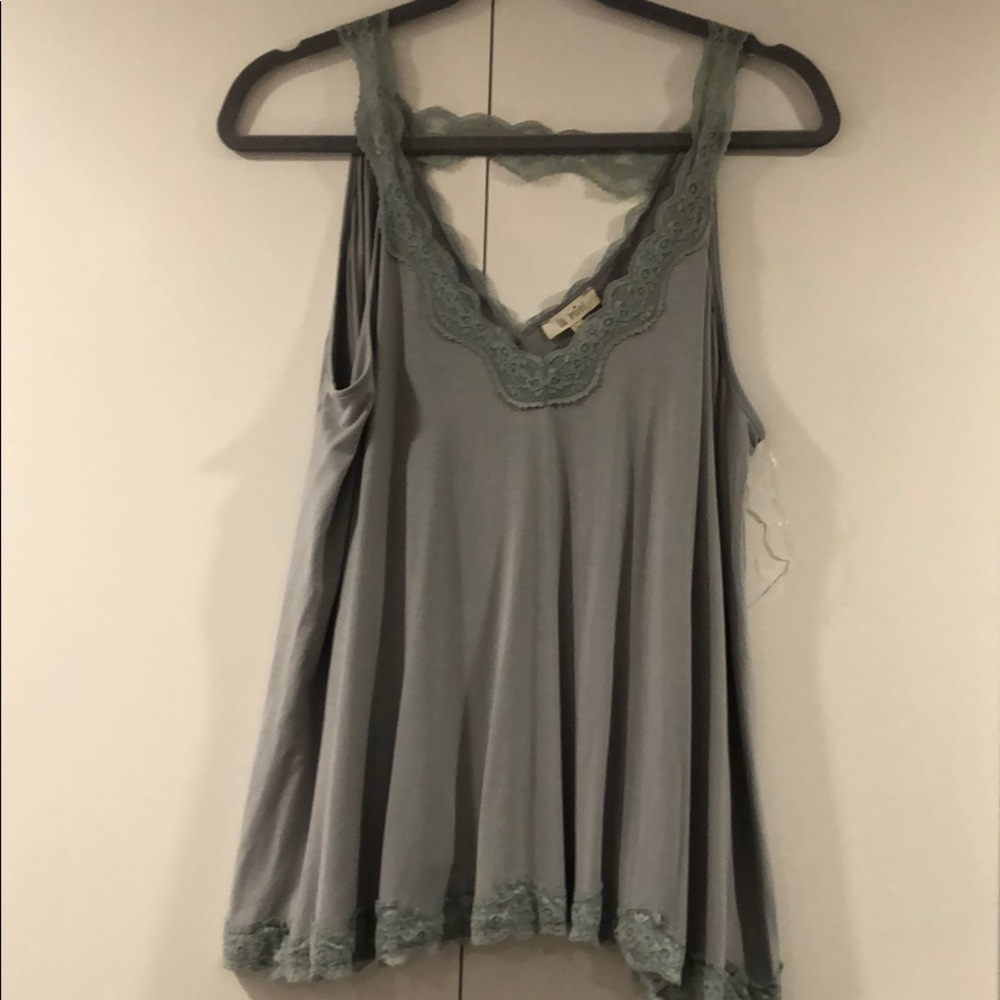 Lace tank top.